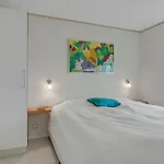 With Fireplace 05